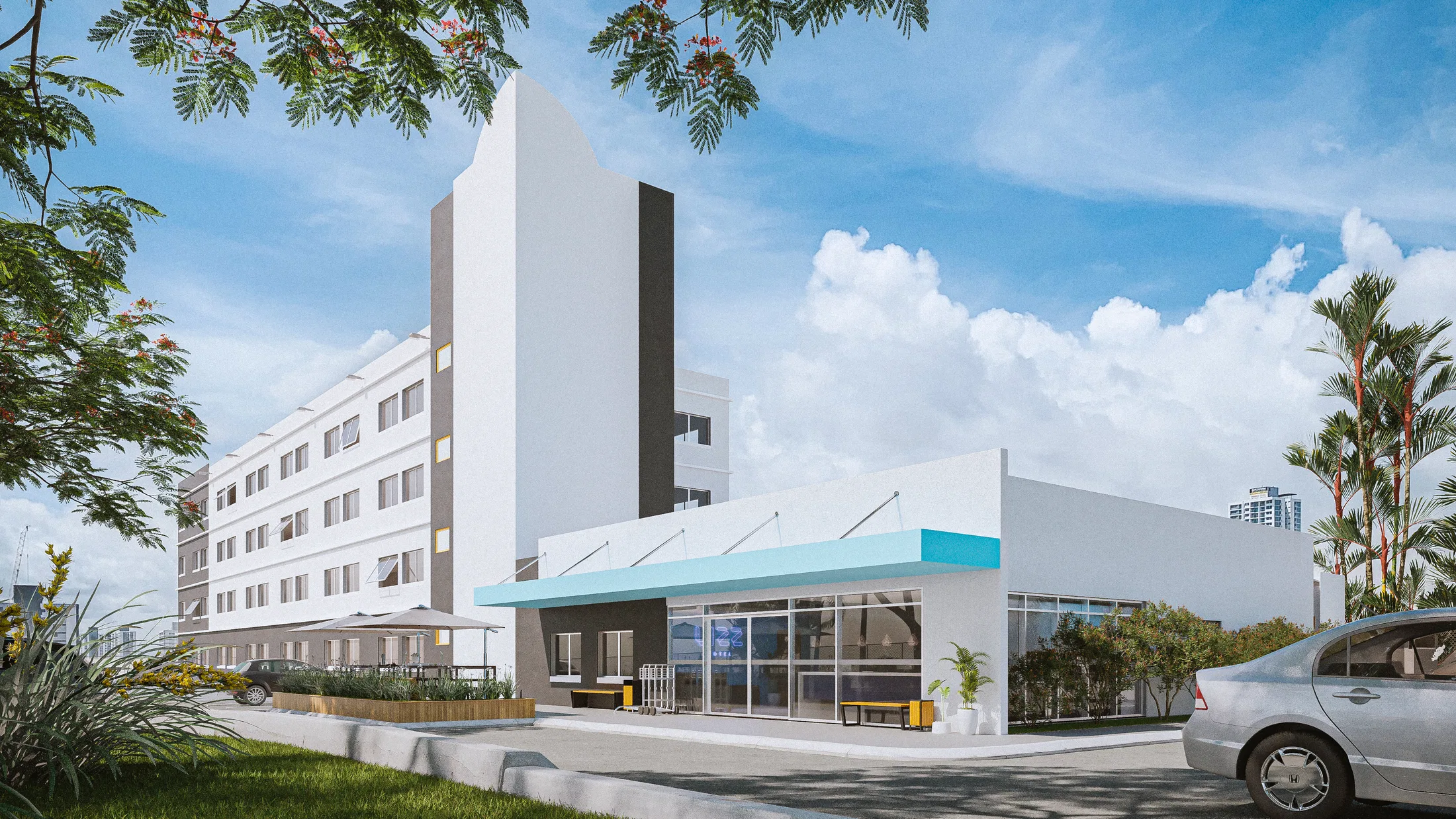 Fachada de hotel de vários pavimentos com anexo térreo de café sob toldo azul-claro, entre árvore florida e palmeiras, em dia de céu azul